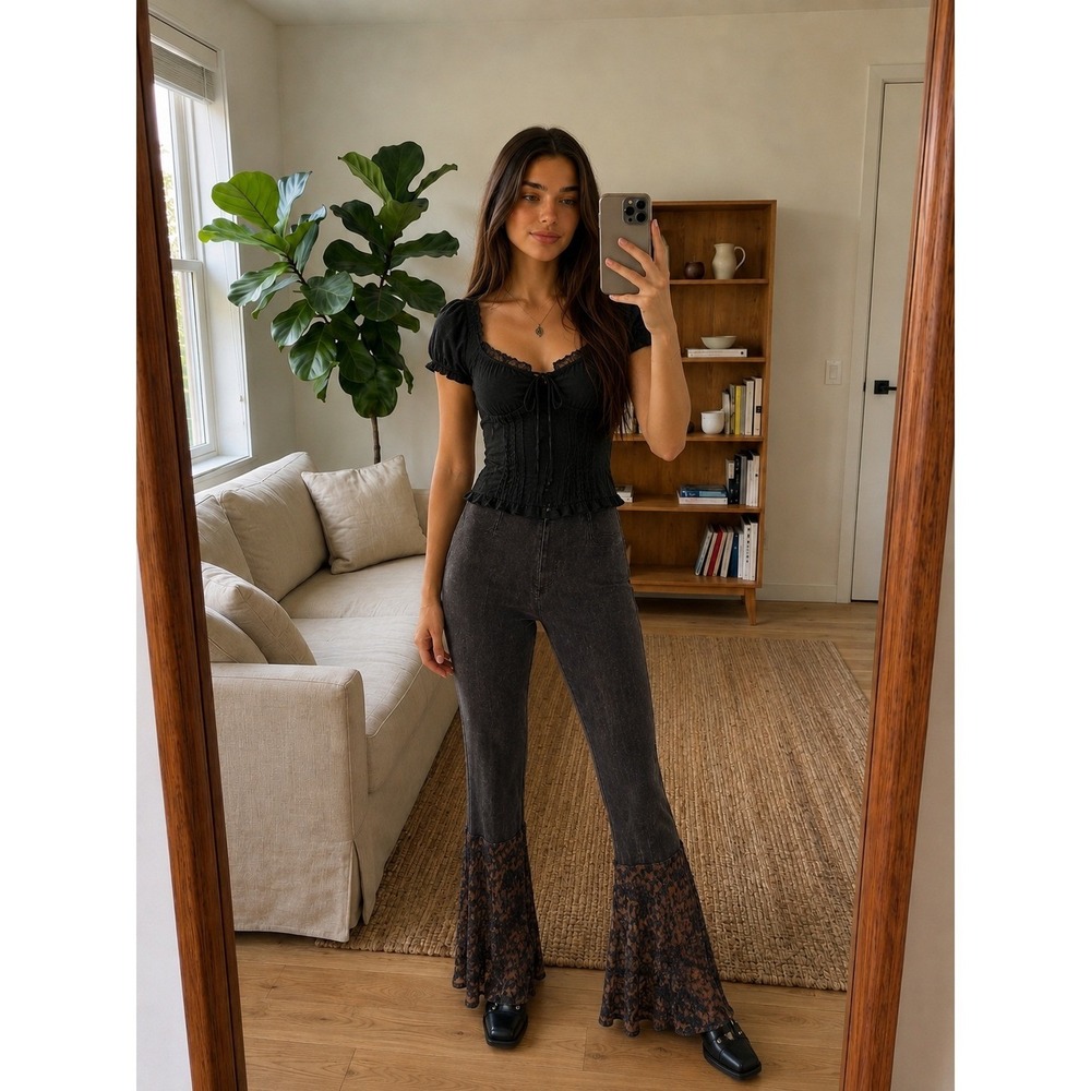 T-Party Womens Flared Lace Leggings M Brown Mineral Wash High Rise Whimsigoth‎